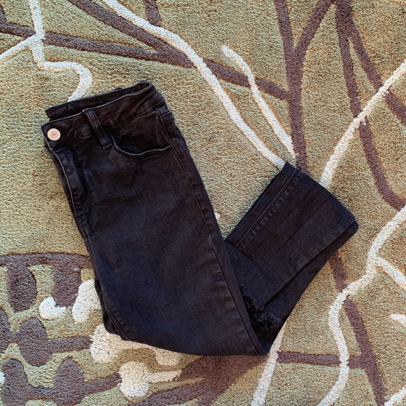 Brandy Melville Frayed Black Skinny Jeans🖤 - Picture 2 of 8